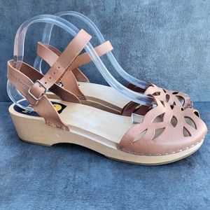 Swedish Hasbeen's 41 Toffel Women's 11 Tan Leather Strappy Clogs Sandals Shoes